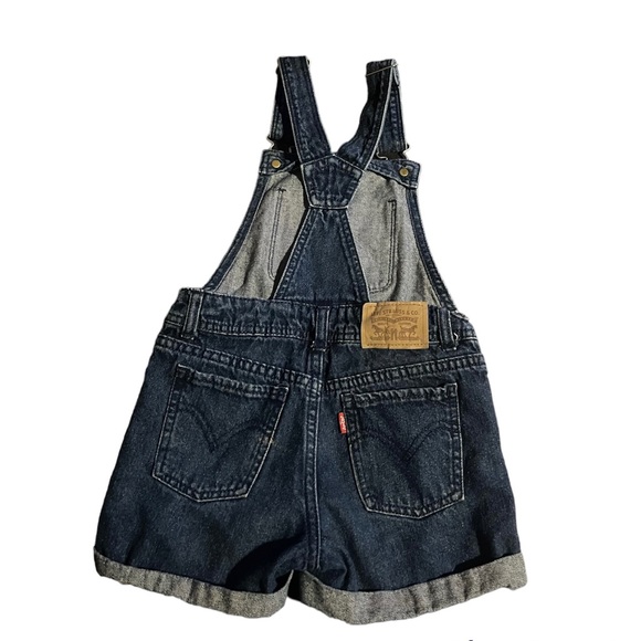 Girls Levi Short Overalls Size 5. Shortalls - Picture 2 of 2